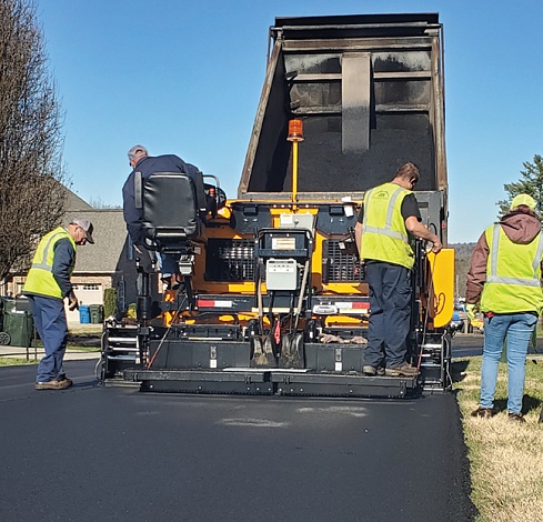 Почему стоит заняться укладкой асфальта?